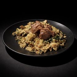 Телешко с ориз, спанак и гъби 350гр.